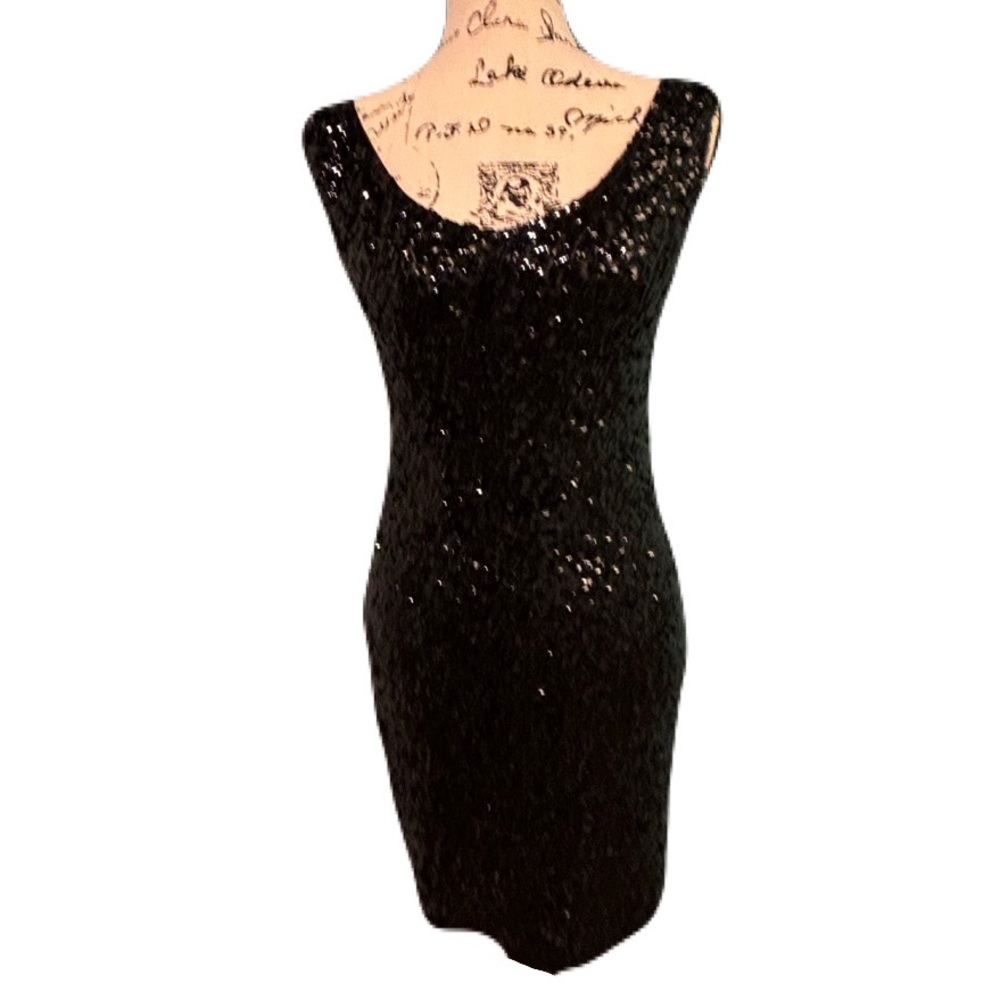 NWT Sequin Dress no sleeve black bodycon medium
